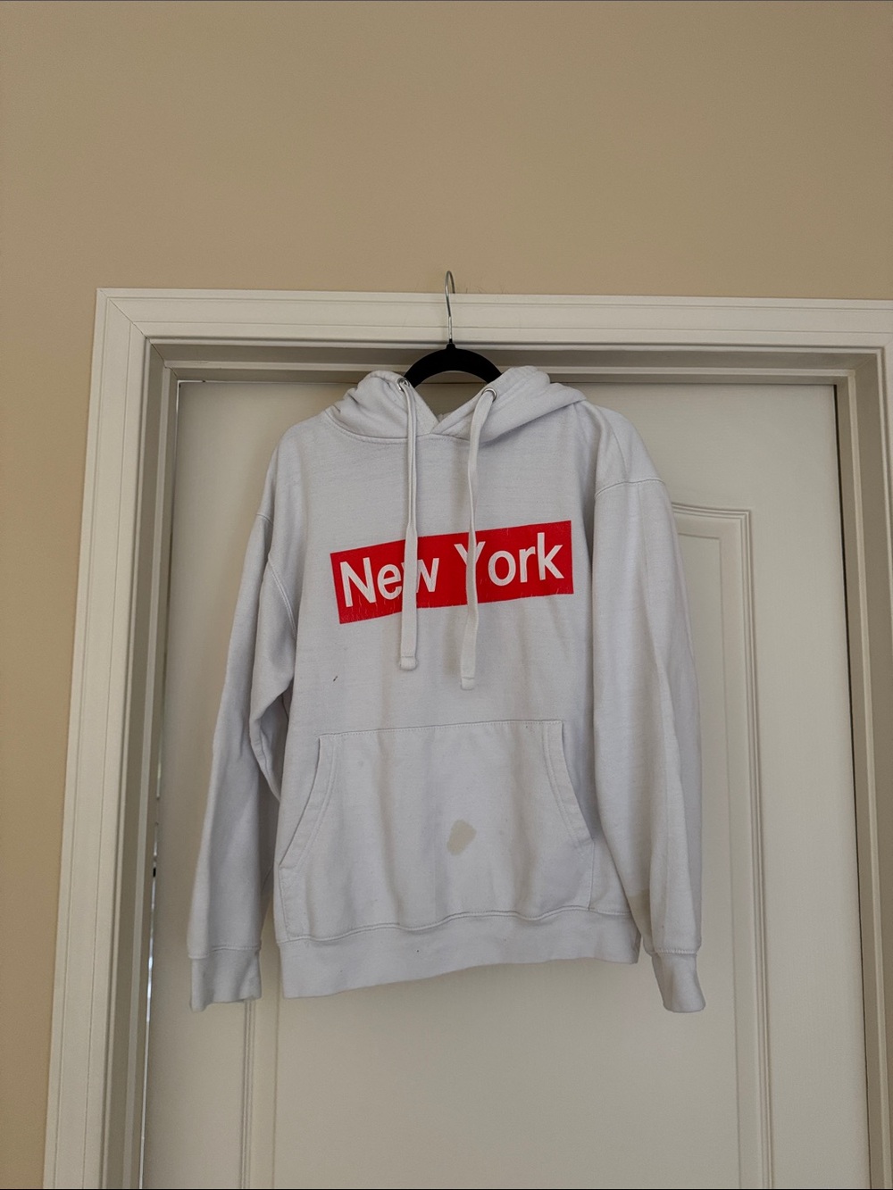Medium- White "New York" Graphic Hoodie